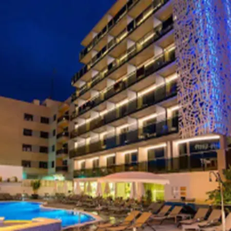Rh Aura Hotel 4*