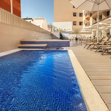 Rh Aura Hotel