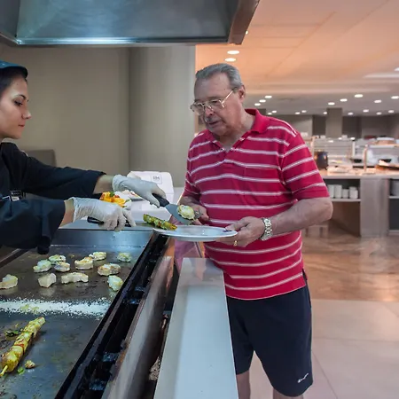 Szálloda Rh Aura 4*