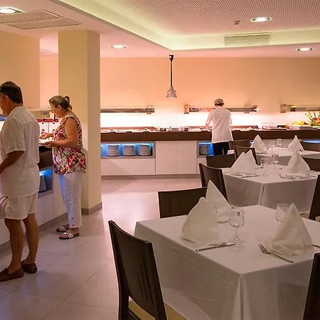 Hotel Rh Aura 4*